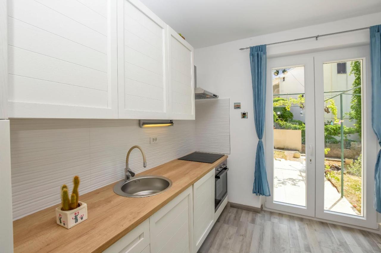 Apartments Dragica プリモシュテン エクステリア 写真