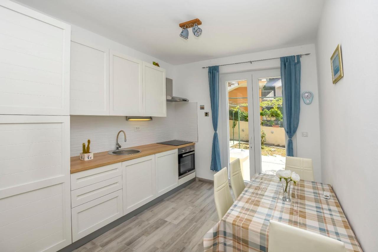 Apartments Dragica プリモシュテン エクステリア 写真