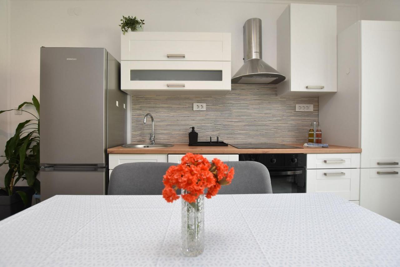 Apartments Dragica プリモシュテン エクステリア 写真