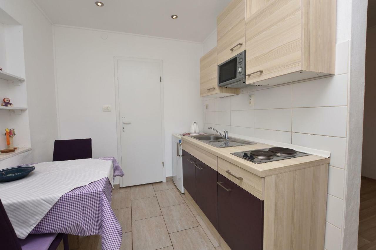 Apartments Dragica プリモシュテン エクステリア 写真